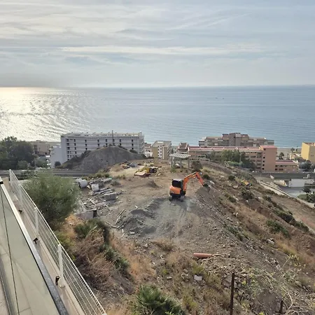 Vivi Homes - Vista Mar Pool - View - Terrace 푸엔히롤라
